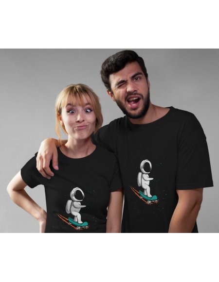 Camiseta Skateboarder Negra Unisex