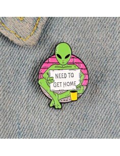 Pin Alien