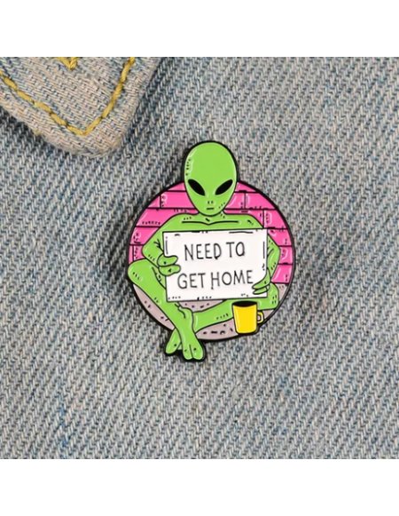 Pin Alien