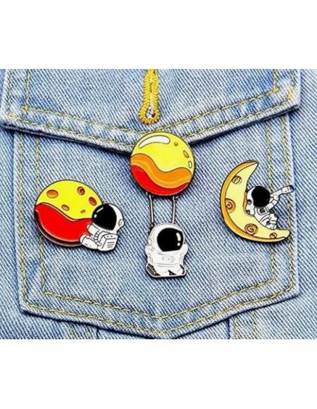 Pin Astronauta Observando