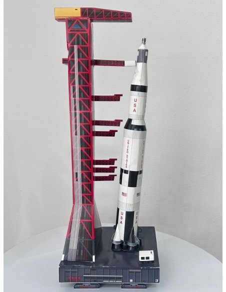 Modelo en Papel Saturno V para Armar