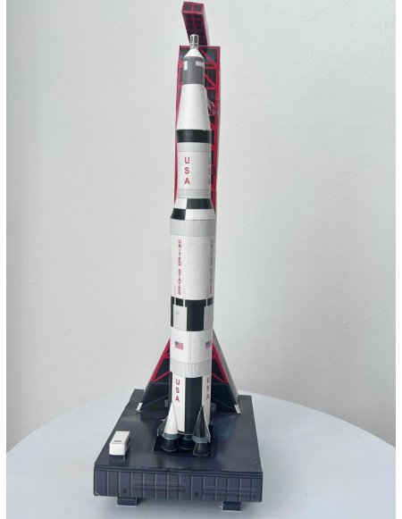 Modelo en Papel Saturno V para Armar