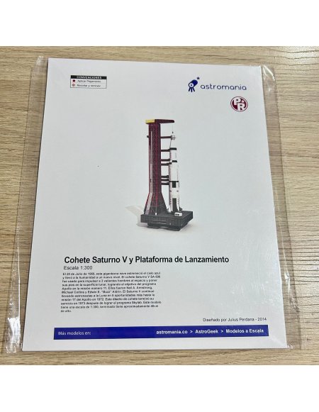 Modelo en Papel Saturno V para Armar
