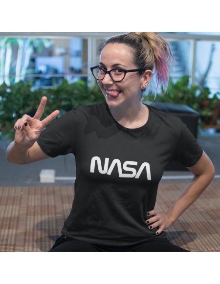 Camiseta Nasa Worm Negra Unisex